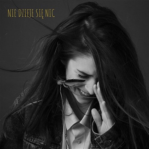 Suzia - "Nie dzieje się nic" EP album cover